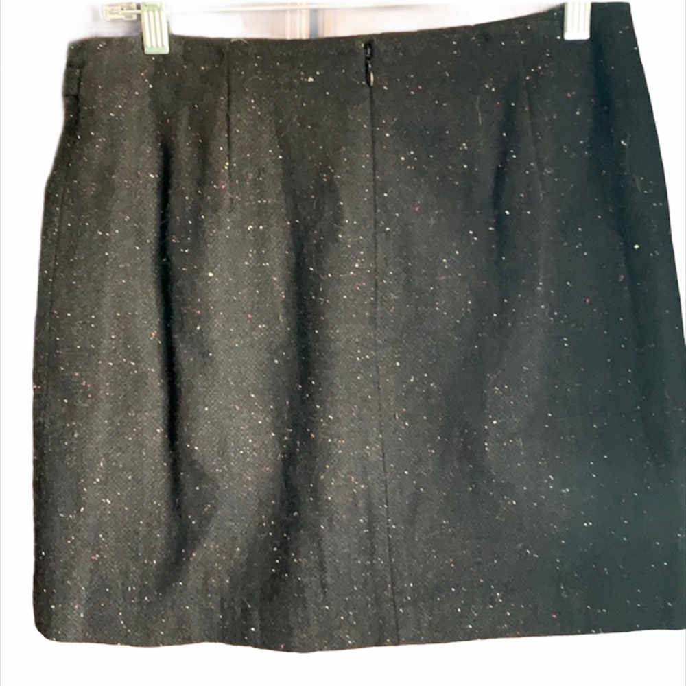Banana Republic wool skirt - Picture 2 of 8